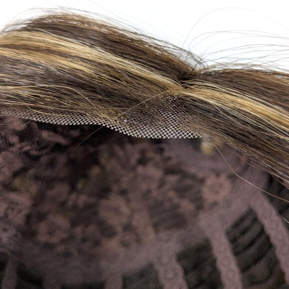 Renee of Paris Brown highlighted Bob Wig NIB Medium Length Brunette Lace front - Picture 14 of 15